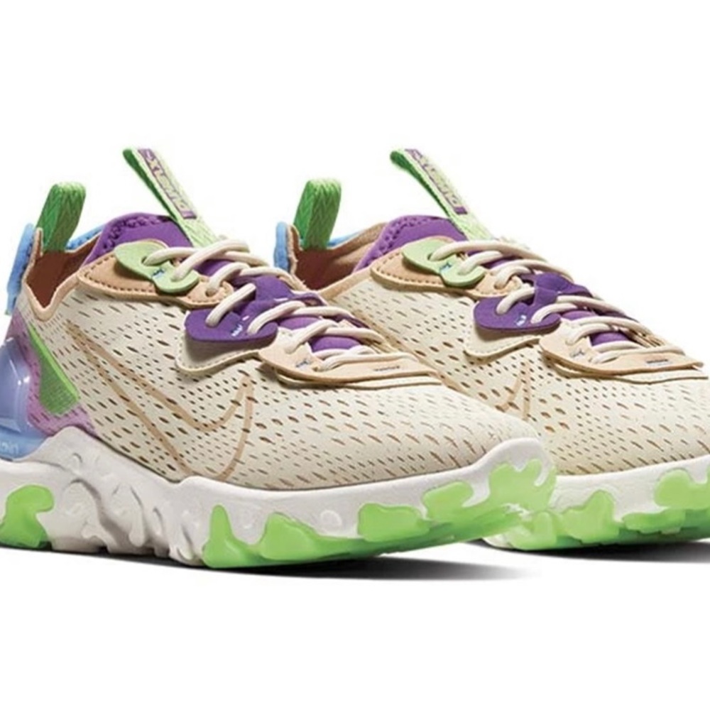 Nike NSW React